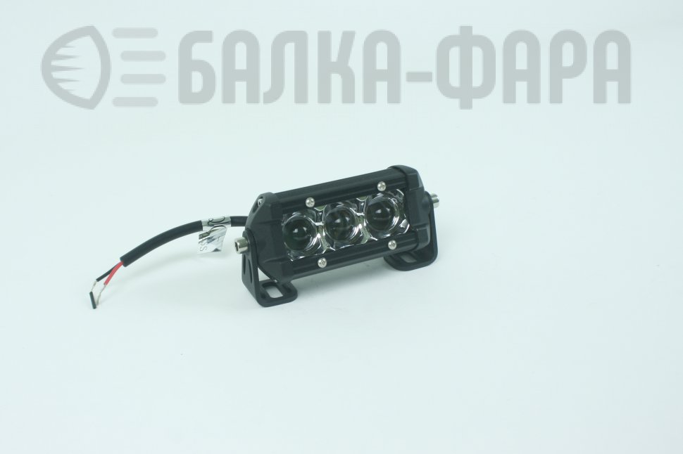 Светодиодная фара на 15 Ватт дальнего света